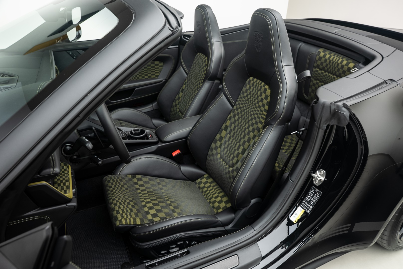 2026 PORSCHE 911 SPIRIT 70 CABRIOLET | MAIN DEALER WARRANTY | 1 OF 1,500